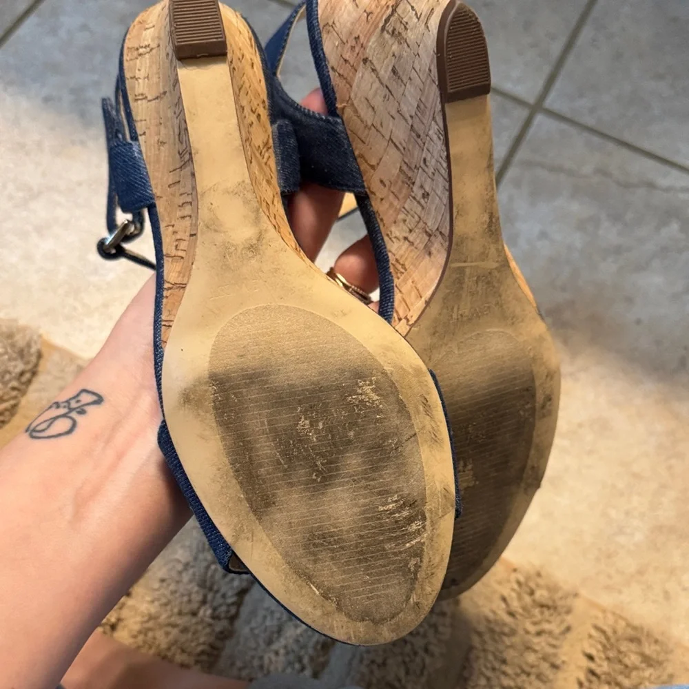 Nine West Navy Ankle Strap Heels - Picture 2 of 3